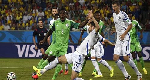 وسائل الإعلام البوسنية عن حكم مباراة نيجريا: «سرقة في كويابا»